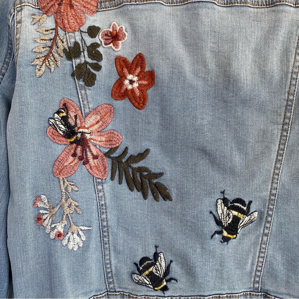 William Rast Blue Floral Embroidered Jean Jacket - Picture 8 of 11